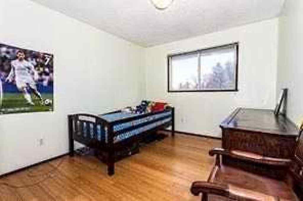 MLS® A2242505 - 105 Valhalla Crescent NW in Varsity Calgary, Residential