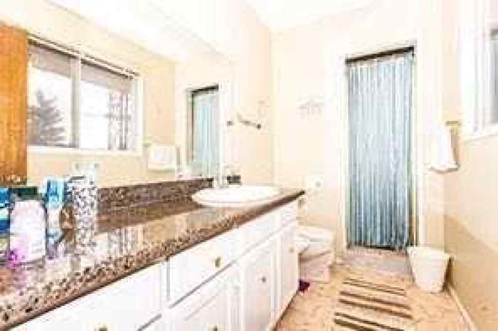 MLS® A2242505 - 105 Valhalla Crescent NW in Varsity Calgary, Residential