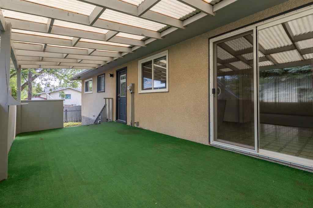 MLS® A2242508 - 3719 63 Street  in Century Meadows Camrose, Residential