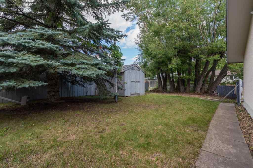 MLS® A2242508 - 3719 63 Street  in Century Meadows Camrose, Residential