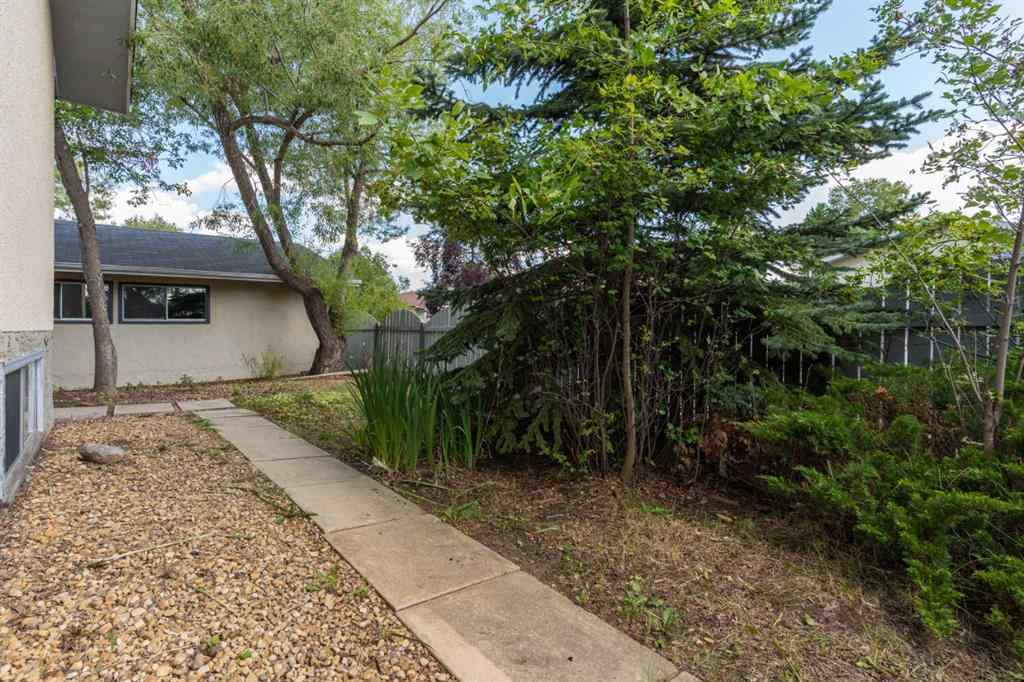 MLS® A2242508 - 3719 63 Street  in Century Meadows Camrose, Residential