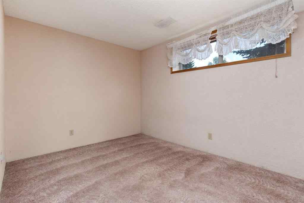 MLS® A2242508 - 3719 63 Street  in Century Meadows Camrose, Residential