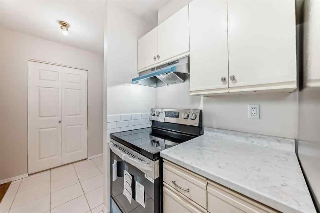 MLS® A2242512 - Unit #101 525 56 Avenue SW in Windsor Park Calgary, Residential
