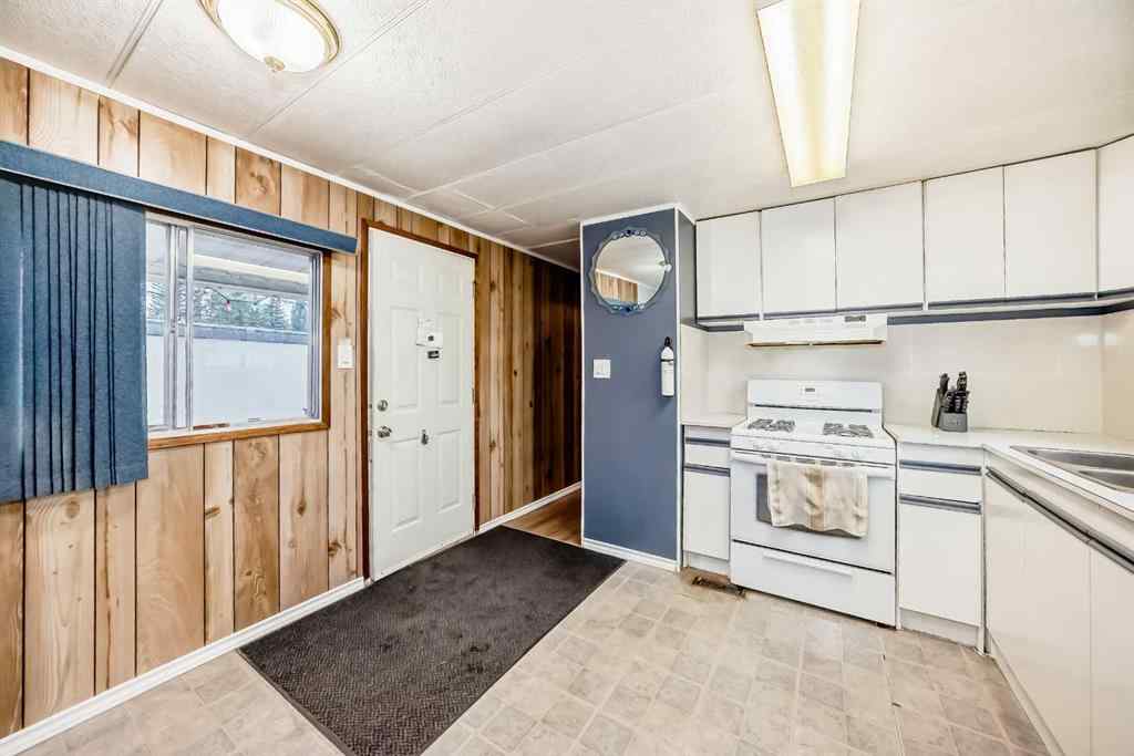 MLS® A2242514 - Unit #270 3223 83 Street NW in Greenwood/Greenbriar Calgary, Mobile