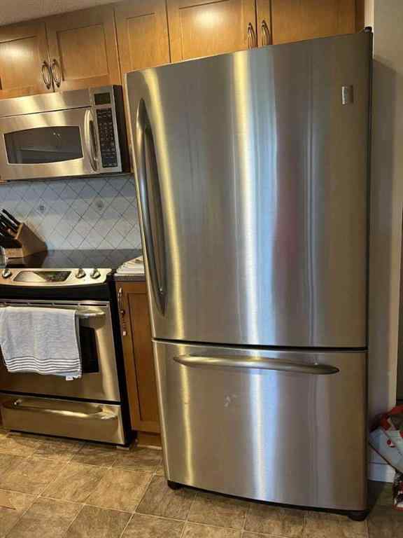 MLS® A2242515 - Unit #36 5810 Patina Drive SW in Patterson Calgary, Residential