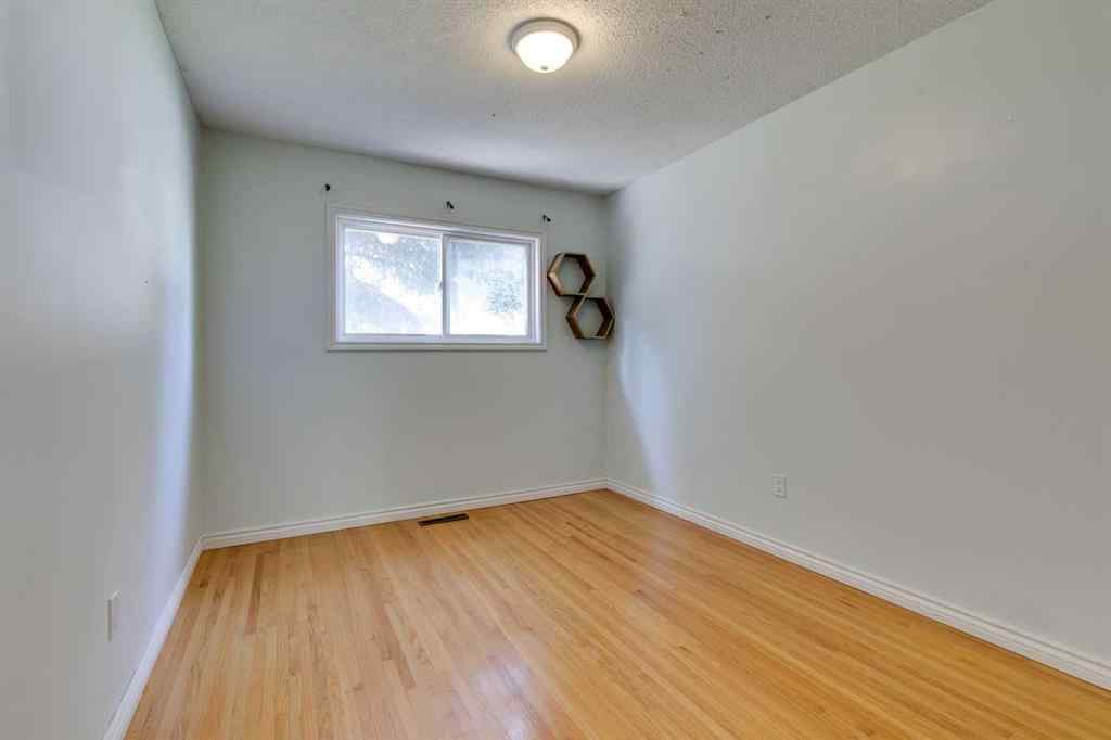 MLS® A2242518 - 631 37 Street SW in Spruce Cliff Calgary, Residential