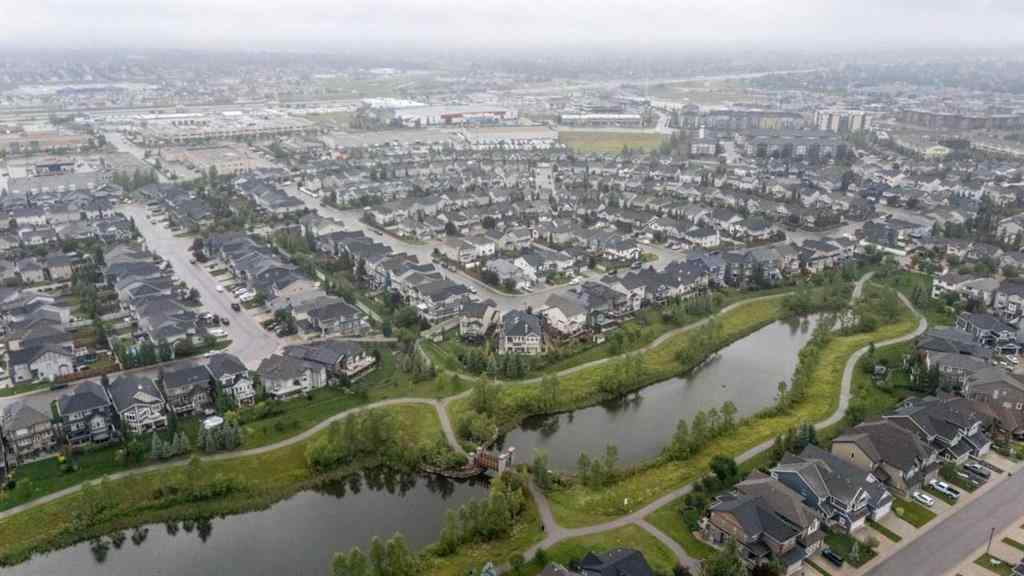 MLS® A2242522 - 385 Kings Heights Drive SE in Kings Heights Airdrie, Residential
