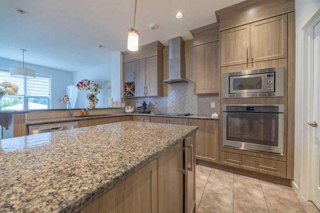 MLS® A2242522 - 385 Kings Heights Drive SE in Kings Heights Airdrie, Residential