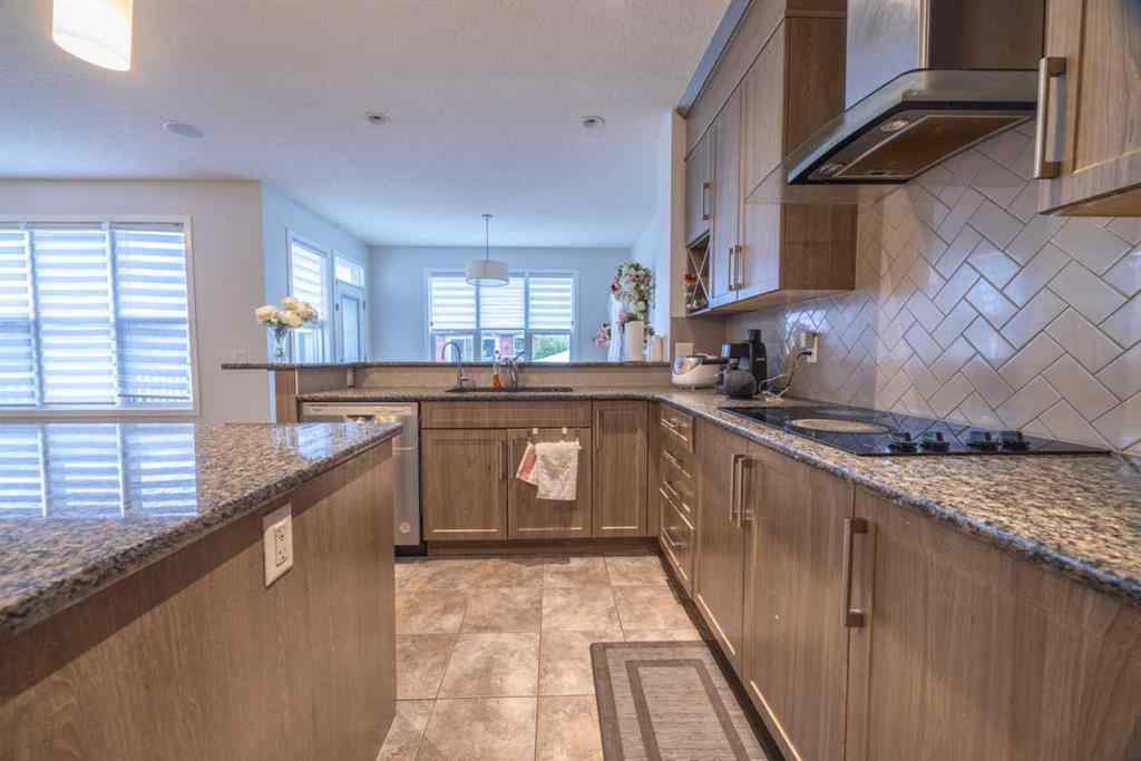 MLS® A2242522 - 385 Kings Heights Drive SE in Kings Heights Airdrie, Residential