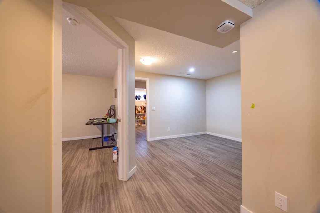 MLS® A2242522 - 385 Kings Heights Drive SE in Kings Heights Airdrie, Residential