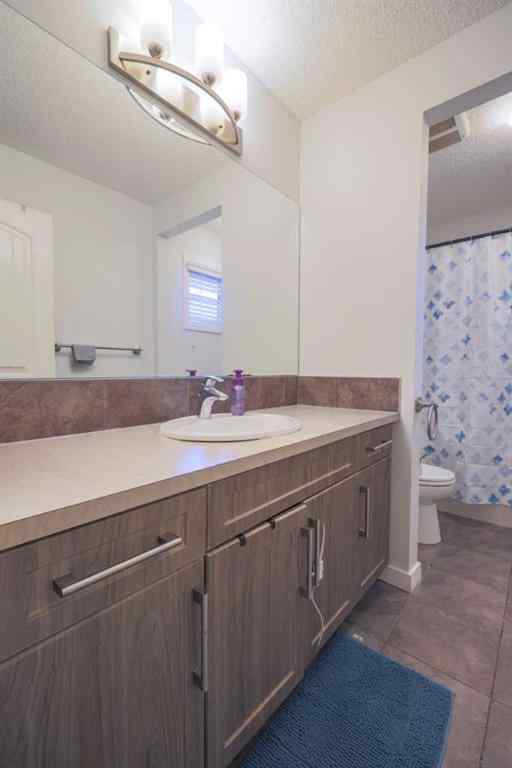 MLS® A2242522 - 385 Kings Heights Drive SE in Kings Heights Airdrie, Residential
