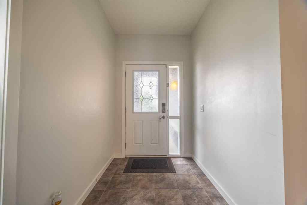 MLS® A2242522 - 385 Kings Heights Drive SE in Kings Heights Airdrie, Residential
