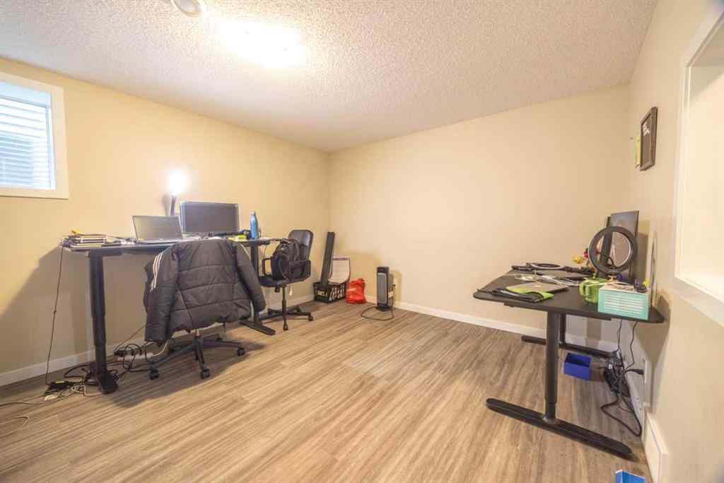 MLS® A2242522 - 385 Kings Heights Drive SE in Kings Heights Airdrie, Residential