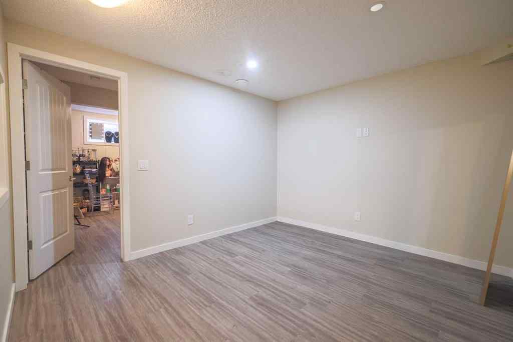 MLS® A2242522 - 385 Kings Heights Drive SE in Kings Heights Airdrie, Residential