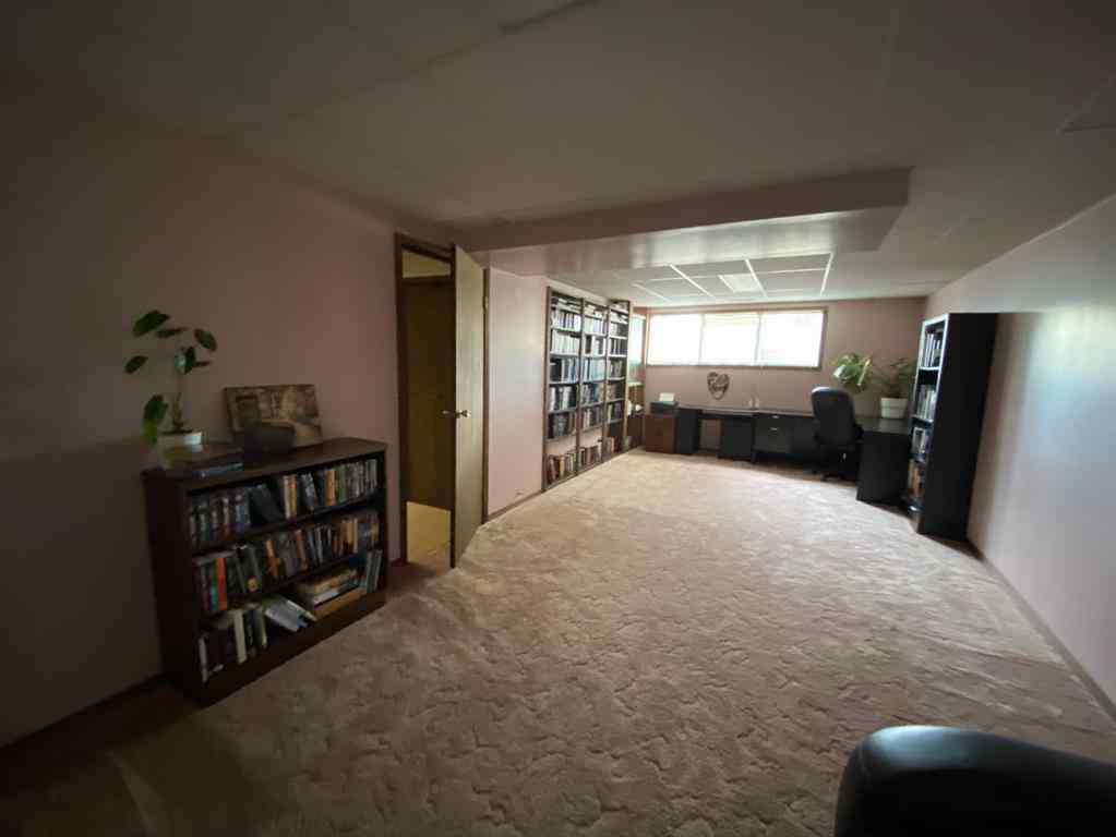 MLS® A2242539 - 208 4 Avenue W in NONE Hanna, Residential