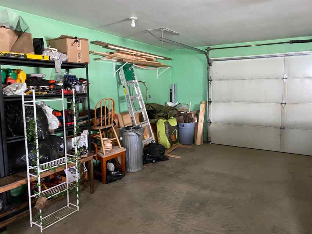 MLS® A2242539 - 208 4 Avenue W in NONE Hanna, Residential