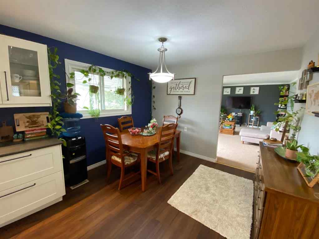 MLS® A2242539 - 208 4 Avenue W in NONE Hanna, Residential
