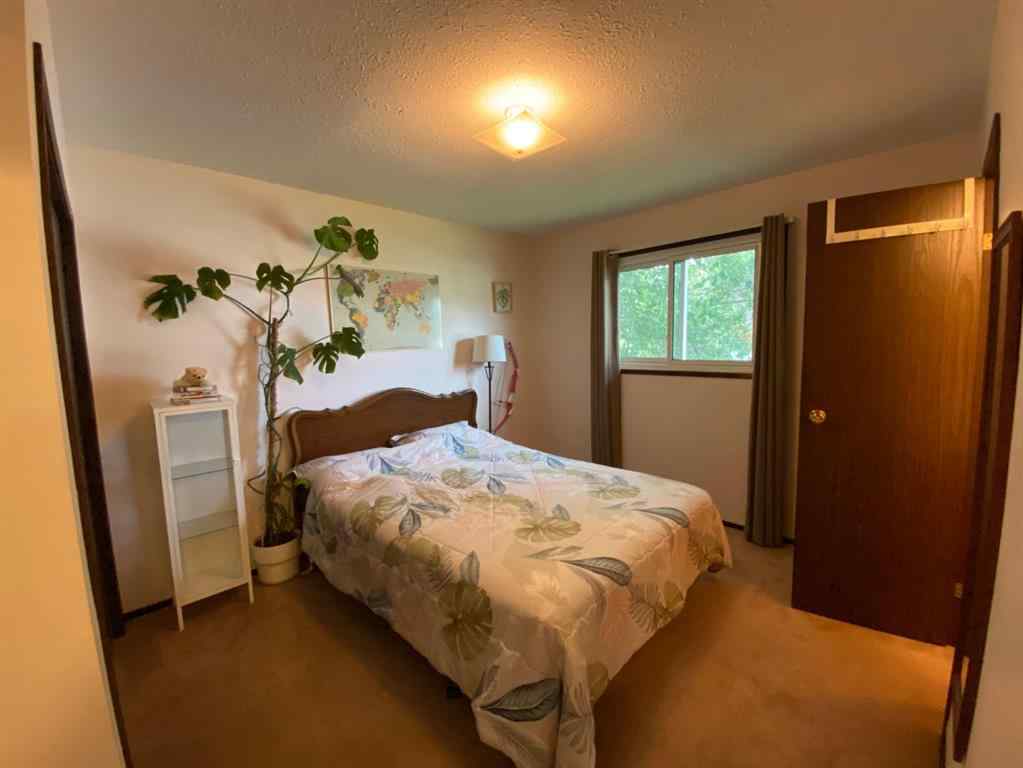 MLS® A2242539 - 208 4 Avenue W in NONE Hanna, Residential
