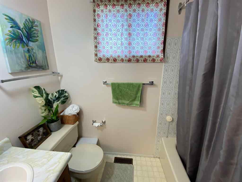 MLS® A2242539 - 208 4 Avenue W in NONE Hanna, Residential