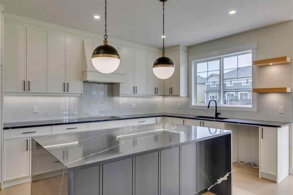 MLS® A2242541 - 39 South Shore Road  in South Shores Chestermere, Residential