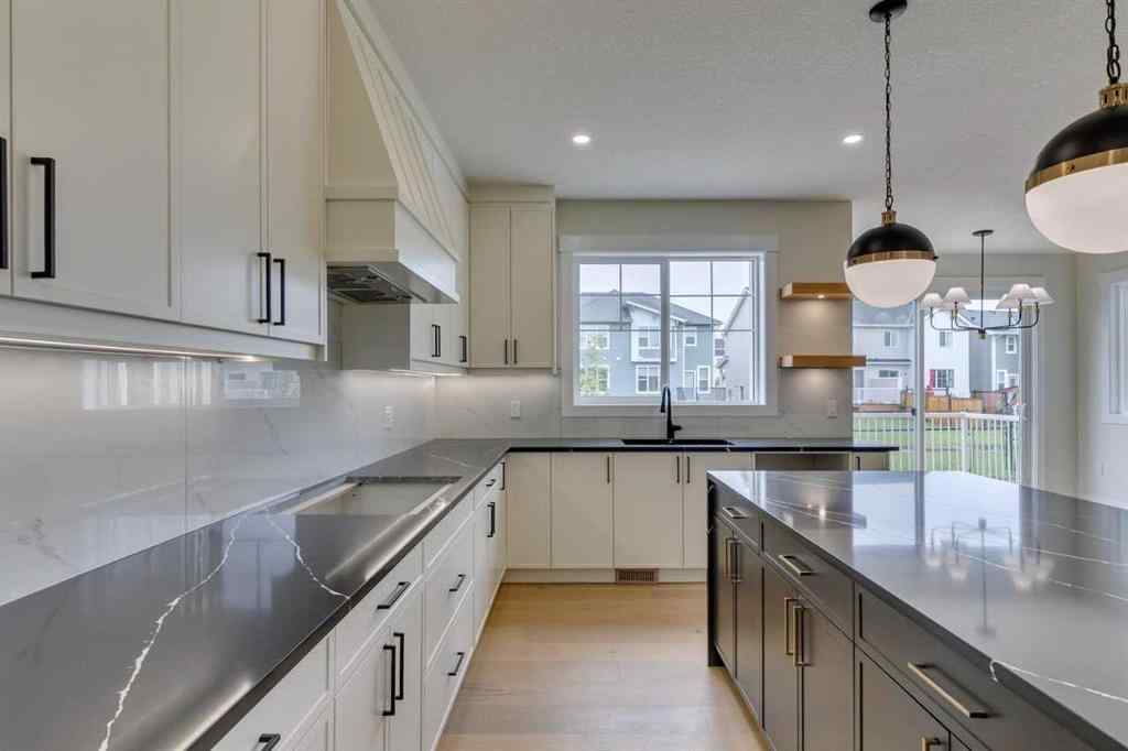 MLS® A2242541 - 39 South Shore Road  in South Shores Chestermere, Residential