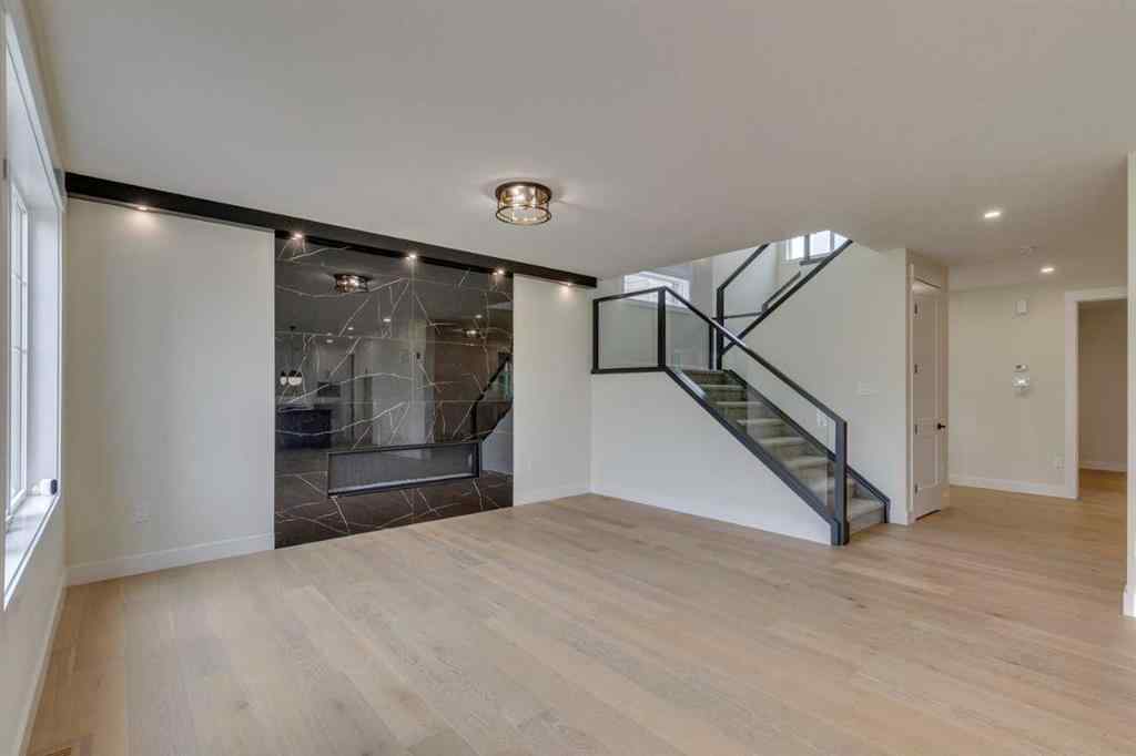 MLS® A2242541 - 39 South Shore Road  in South Shores Chestermere, Residential
