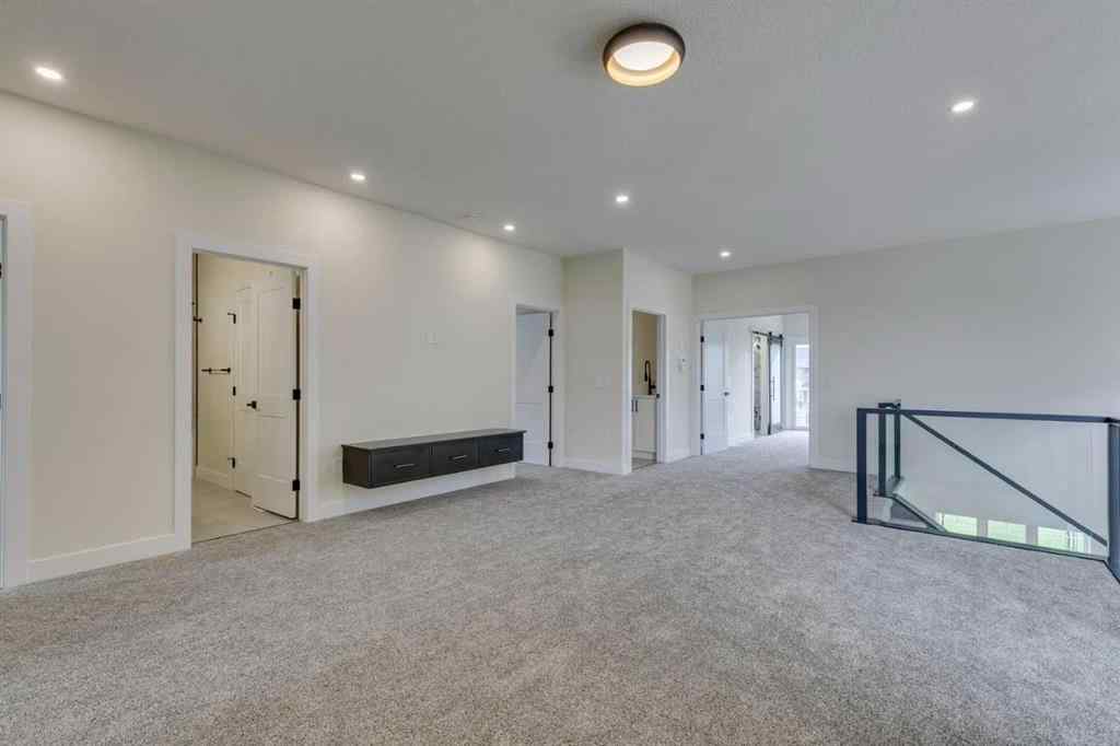 MLS® A2242541 - 39 South Shore Road  in South Shores Chestermere, Residential