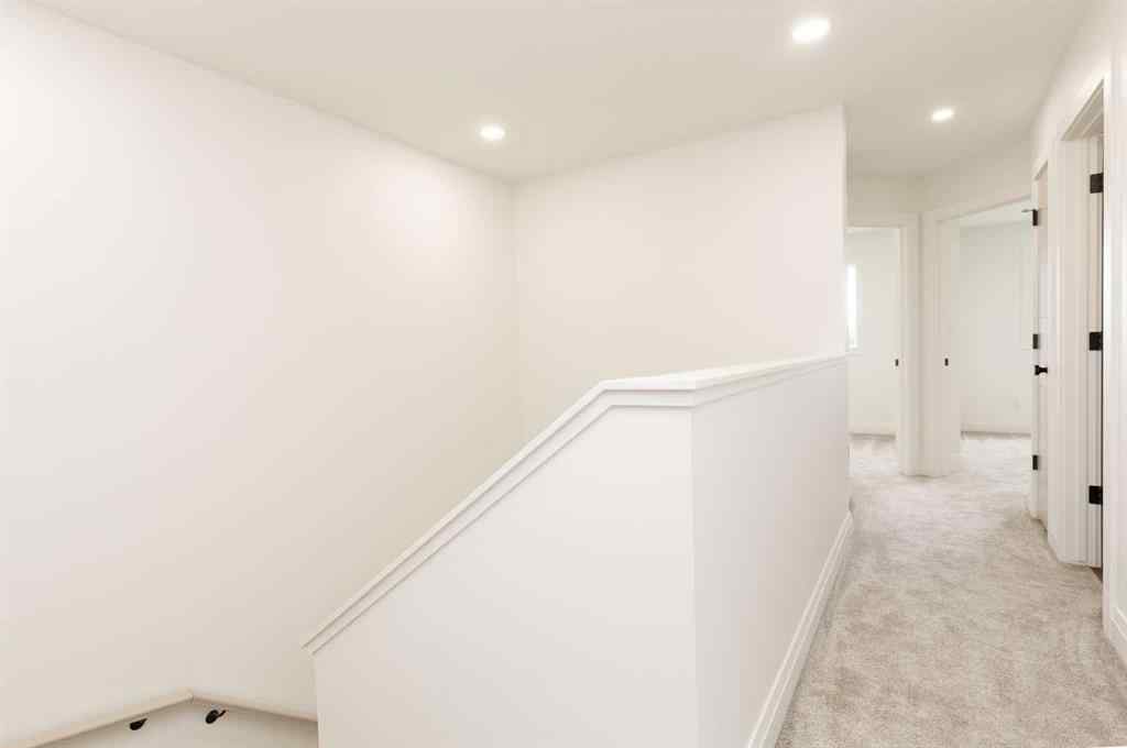 MLS® A2242543 - 304 S 50 W   in NONE Raymond, Residential