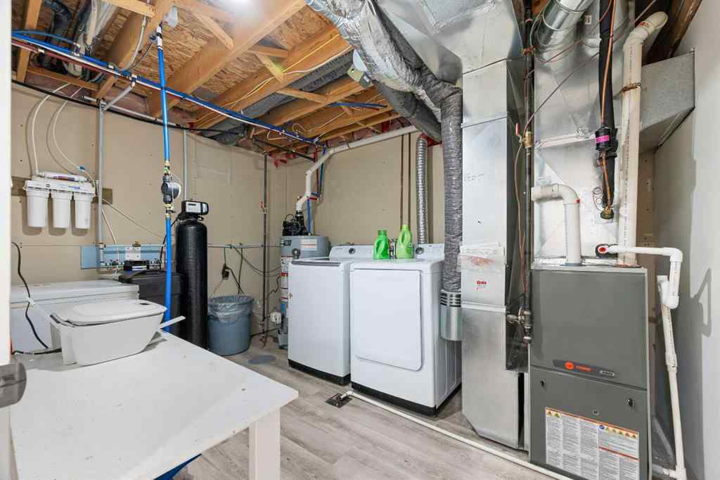 MLS® A2242544 - 214 Hill Avenue  in NONE Greenstreet, Residential