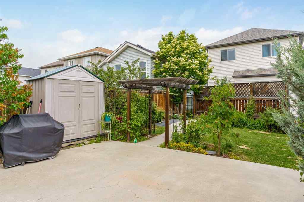 MLS® A2242546 - 96 Everridge Way SW in Evergreen Calgary, Residential