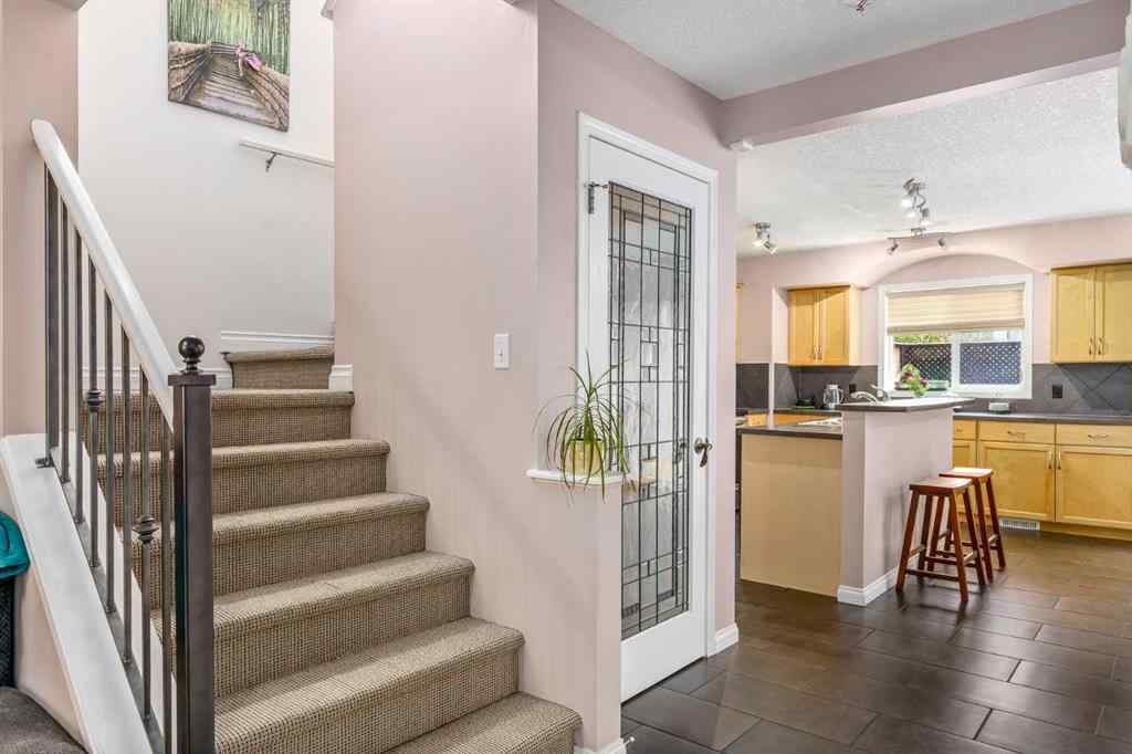 MLS® A2242546 - 96 Everridge Way SW in Evergreen Calgary, Residential