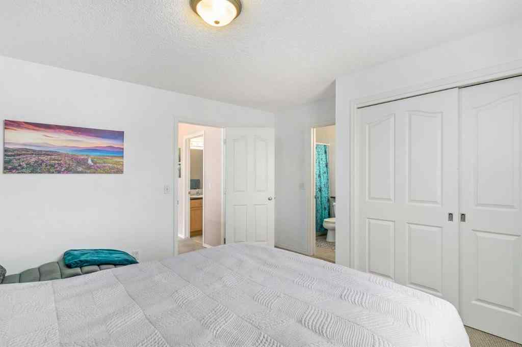 MLS® A2242546 - 96 Everridge Way SW in Evergreen Calgary, Residential