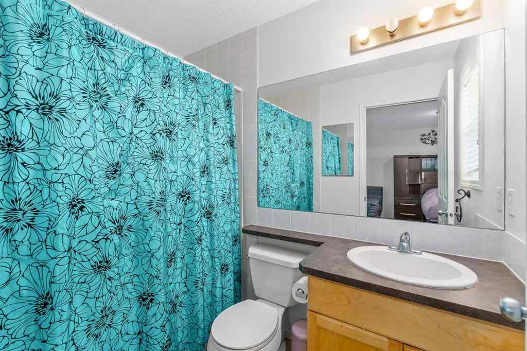 MLS® A2242546 - 96 Everridge Way SW in Evergreen Calgary, Residential