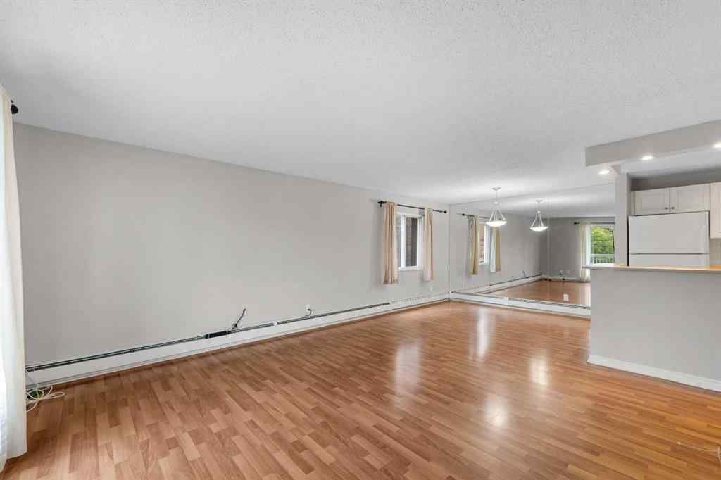 MLS® A2242552 - Unit #210 540 18 Avenue SW in Cliff Bungalow Calgary, Residential