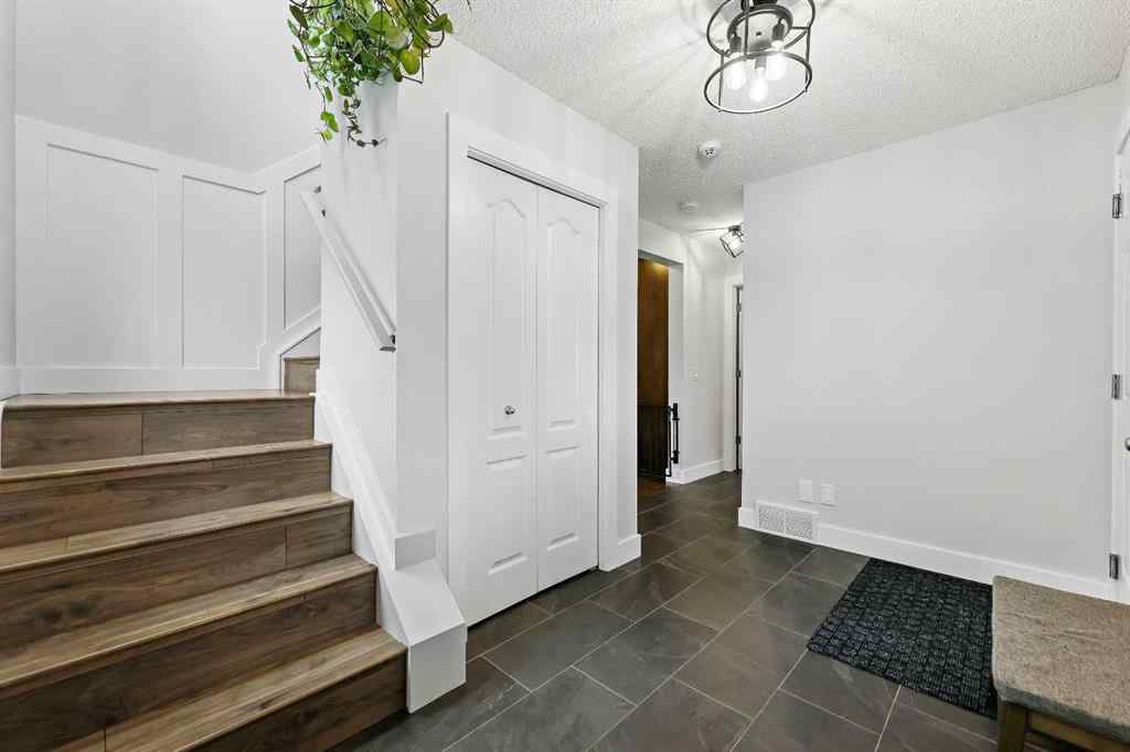 MLS® A2242554 - 805 800 Carriage Lane Place  in NONE Carstairs, Residential