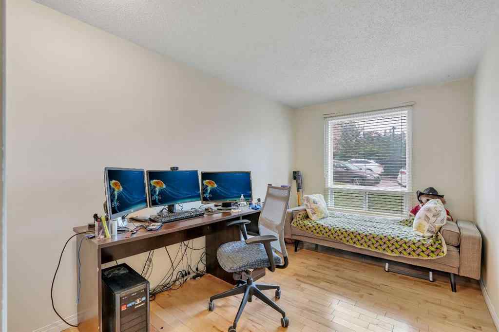 MLS® A2242559 - Unit #203 1919 17 Avenue SW in Bankview Calgary, Residential