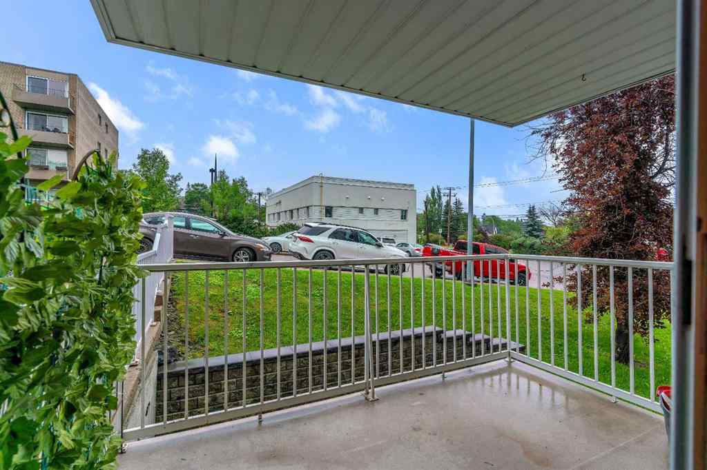 MLS® A2242559 - Unit #203 1919 17 Avenue SW in Bankview Calgary, Residential