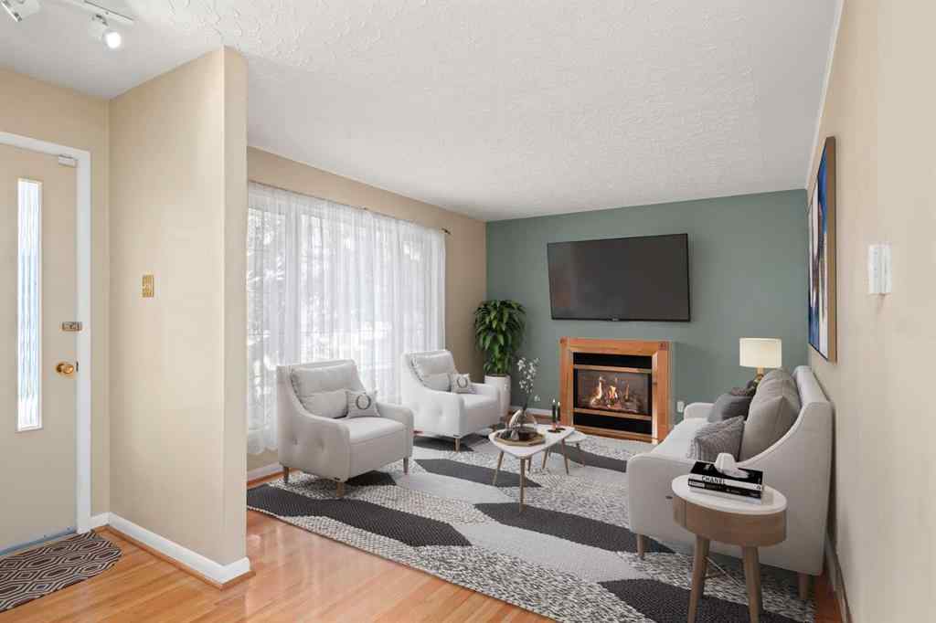 MLS® A2242588 - 811 Seattle Drive SW in Southwood Calgary, Residential