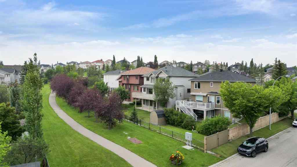 MLS® A2242593 - 40 Edgebrook View NW in Edgemont Calgary, Residential