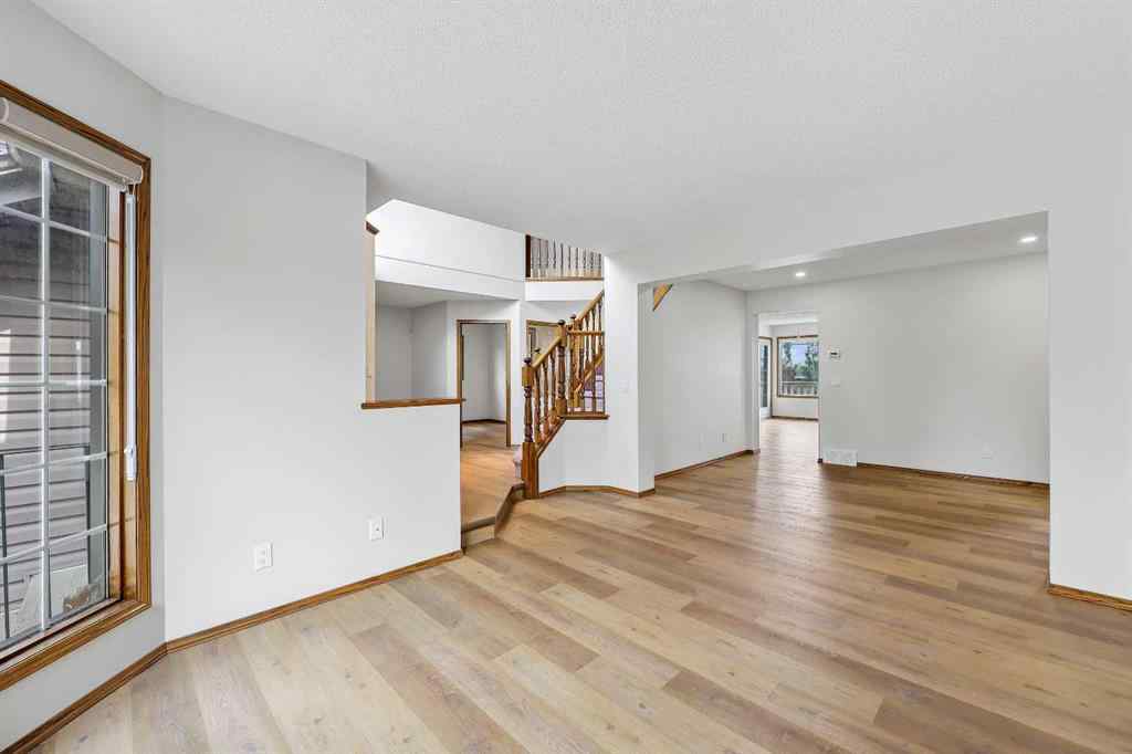 MLS® A2242593 - 40 Edgebrook View NW in Edgemont Calgary, Residential