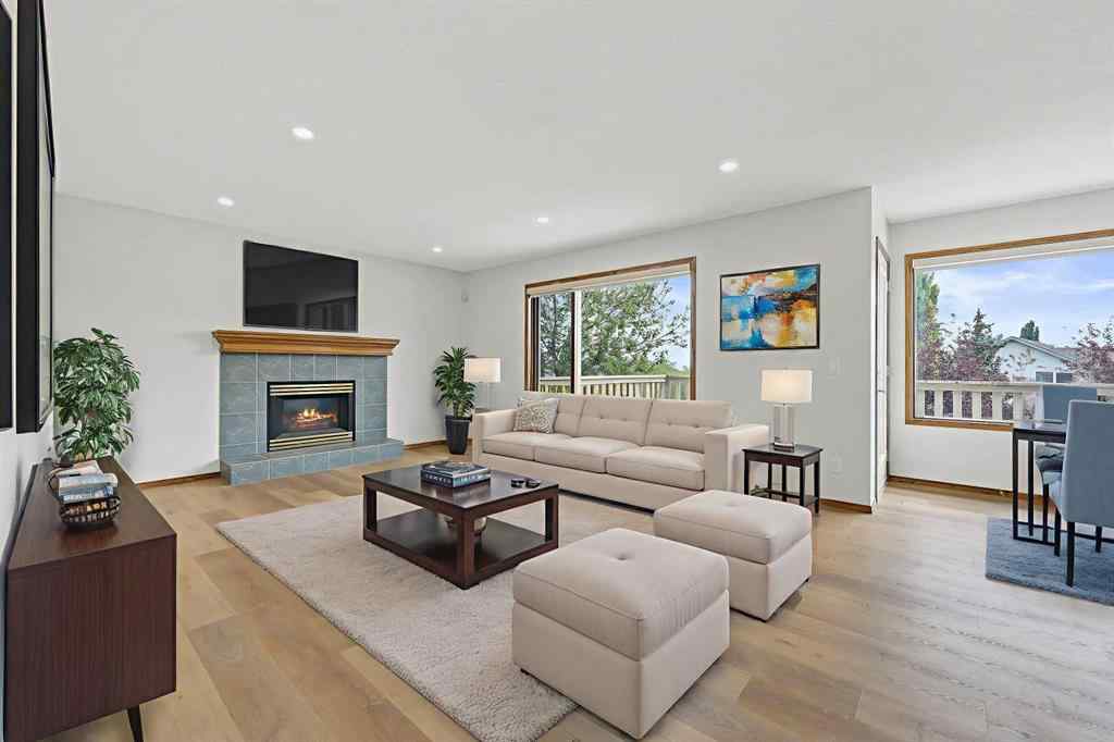 MLS® A2242593 - 40 Edgebrook View NW in Edgemont Calgary, Residential