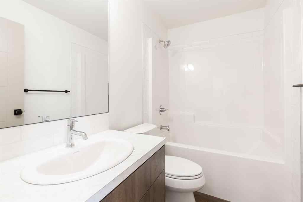 MLS® A2242597 - 306 S 50 W   in NONE Raymond, Residential