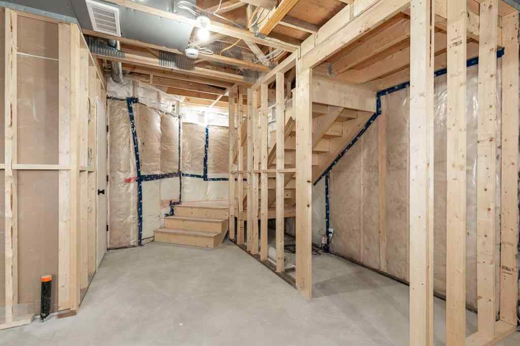 MLS® A2242597 - 306 S 50 W   in NONE Raymond, Residential