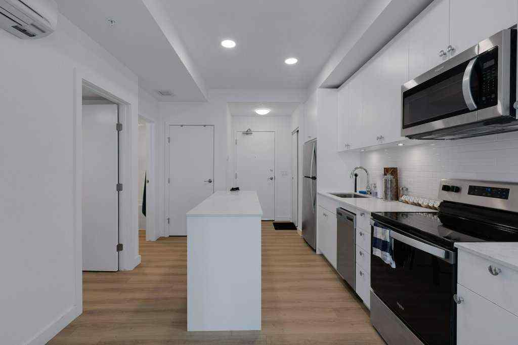 MLS® A2242598 - Unit #308 455 1 Avenue NE in Crescent Heights Calgary, Residential