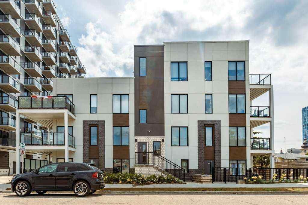 MLS® A2242598 - Unit #308 455 1 Avenue NE in Crescent Heights Calgary, Residential