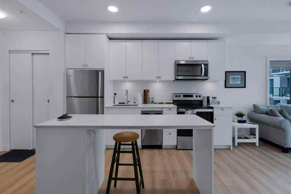 MLS® A2242598 - Unit #308 455 1 Avenue NE in Crescent Heights Calgary, Residential