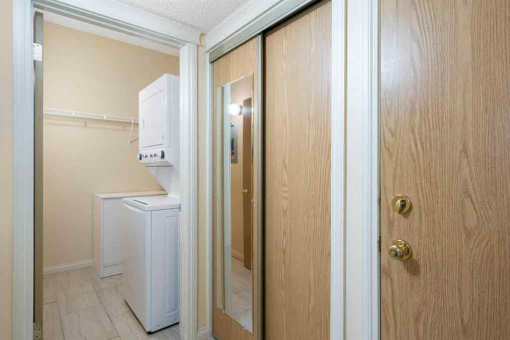MLS® A2242600 - Unit #103 2011 University Drive NW in University Heights Calgary, Residential