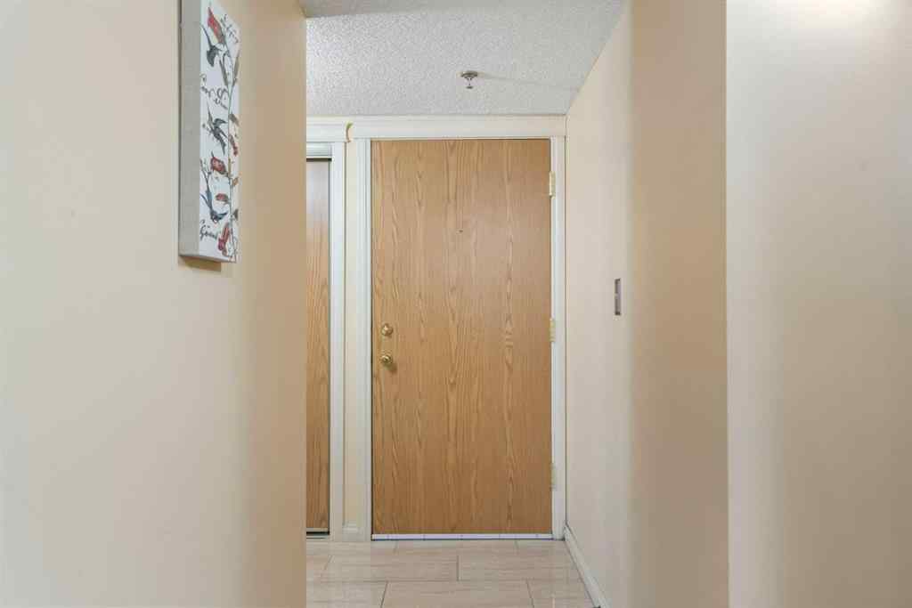 MLS® A2242600 - Unit #103 2011 University Drive NW in University Heights Calgary, Residential