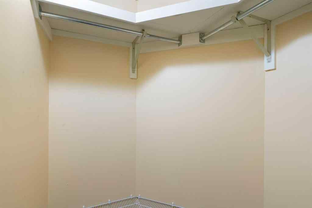 MLS® A2242600 - Unit #103 2011 University Drive NW in University Heights Calgary, Residential