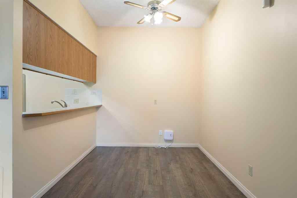MLS® A2242600 - Unit #103 2011 University Drive NW in University Heights Calgary, Residential